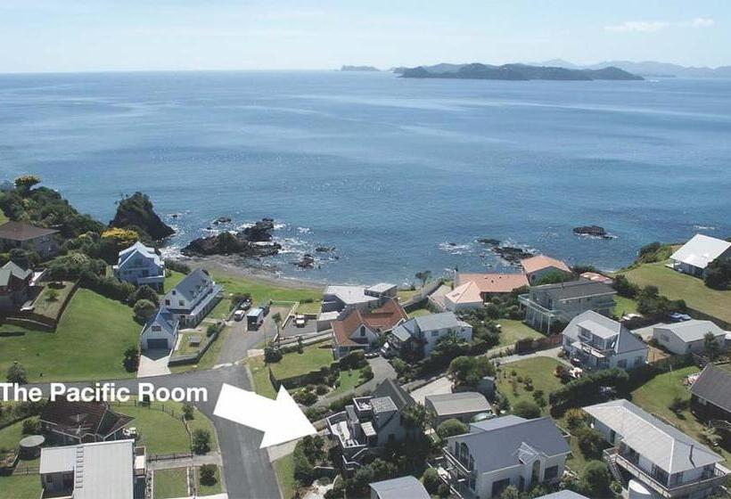 펜션 The Pacific Room, Tapeka Point