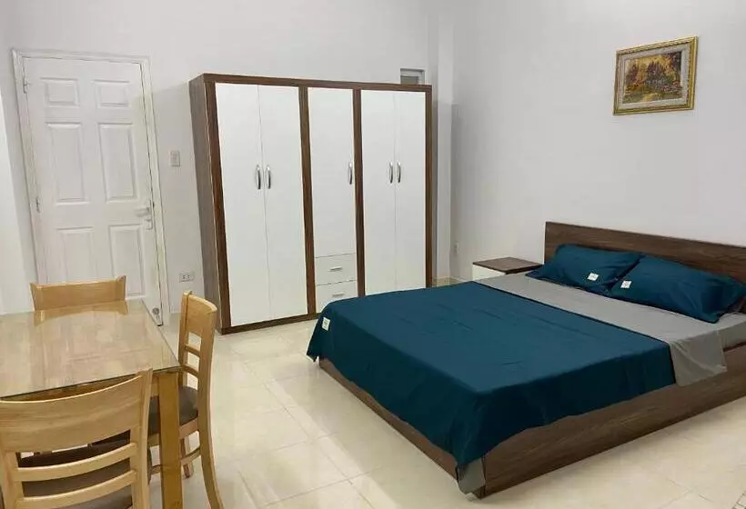 هاستل Sol House Saigon Airport