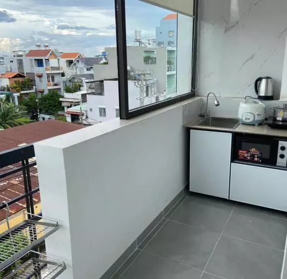 هاستل Sol House Saigon Airport