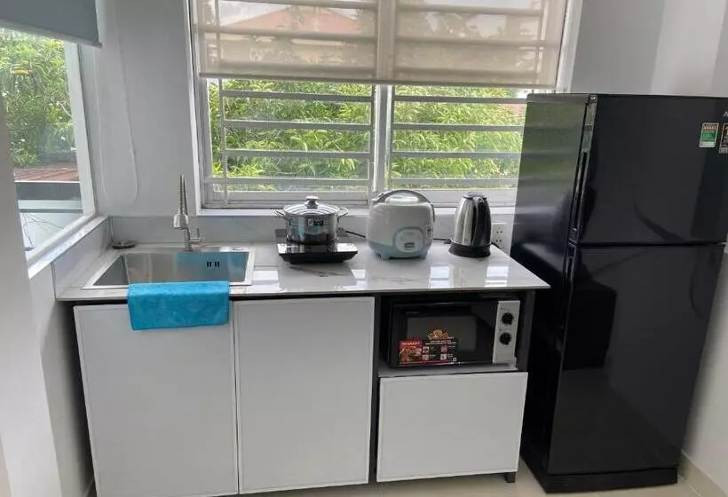 هاستل Sol House Saigon Airport