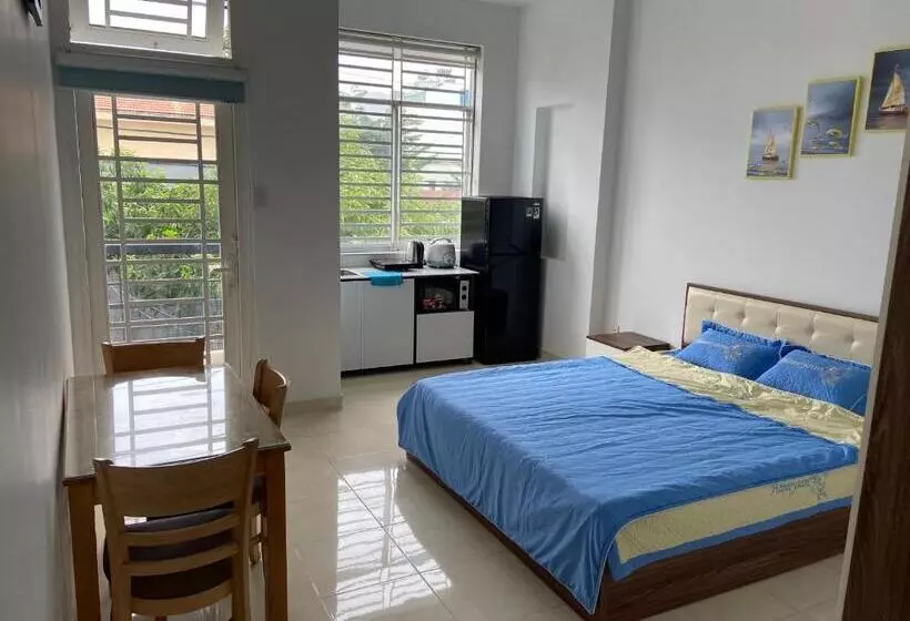 هاستل Sol House Saigon Airport