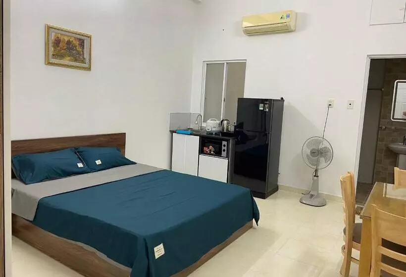 هاستل Sol House Saigon Airport