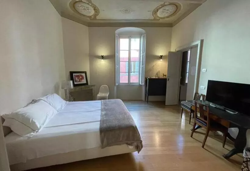 تختخواب و صبحانه Bb A Parma Duomo