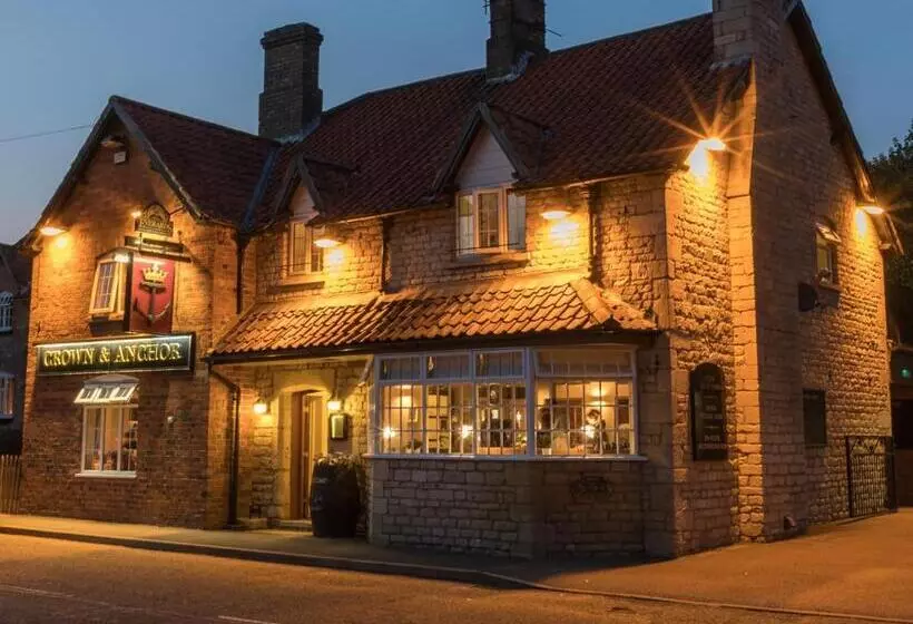 Aamiaismajoitus (B&B) Crown & Anchor