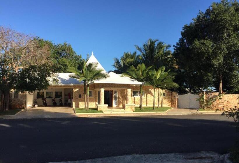 تختخواب و صبحانه Villa Sol