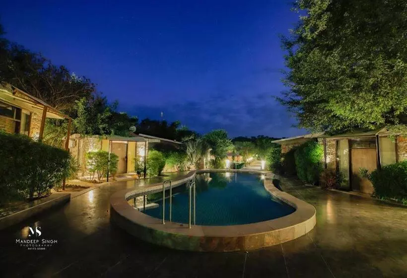 Elite Valley Grassfield Resort