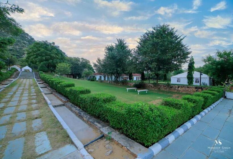 Elite Valley Grassfield Resort