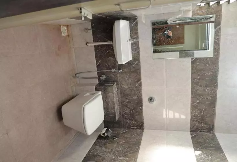 Hotel Lord Krishna