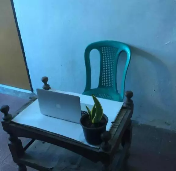 Hotelli Oyo Life 93009 Griya Nautika Sedati