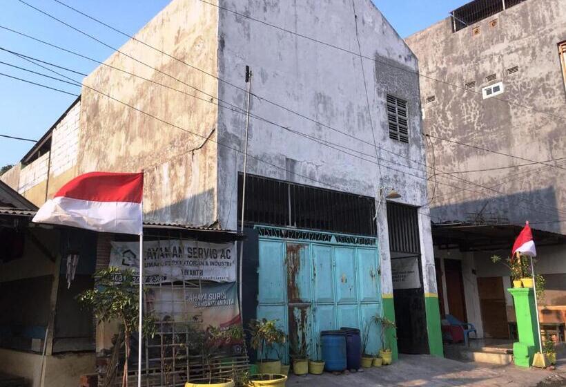 فندق Oyo Life 93009 Griya Nautika Sedati