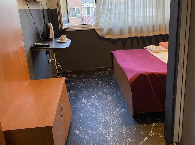 בית מלון כפרי Petek