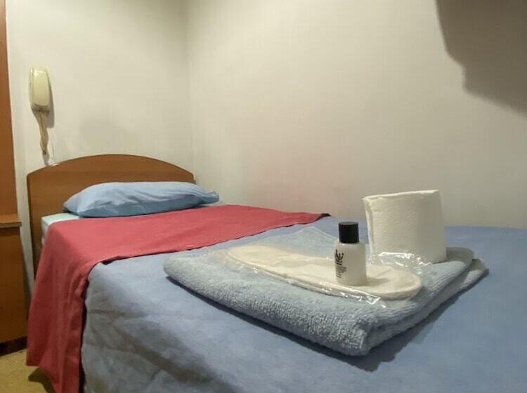 בית מלון כפרי Petek