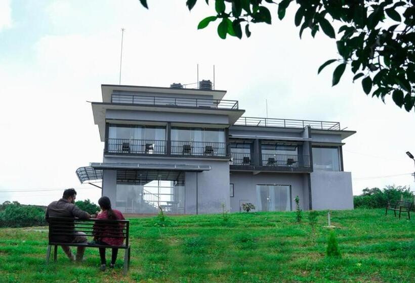 בית מלון כפרי Rock View Resort