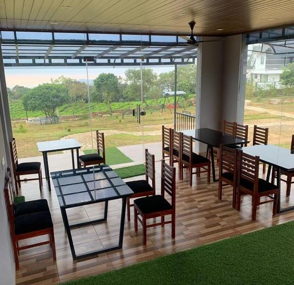 בית מלון כפרי Rock View Resort