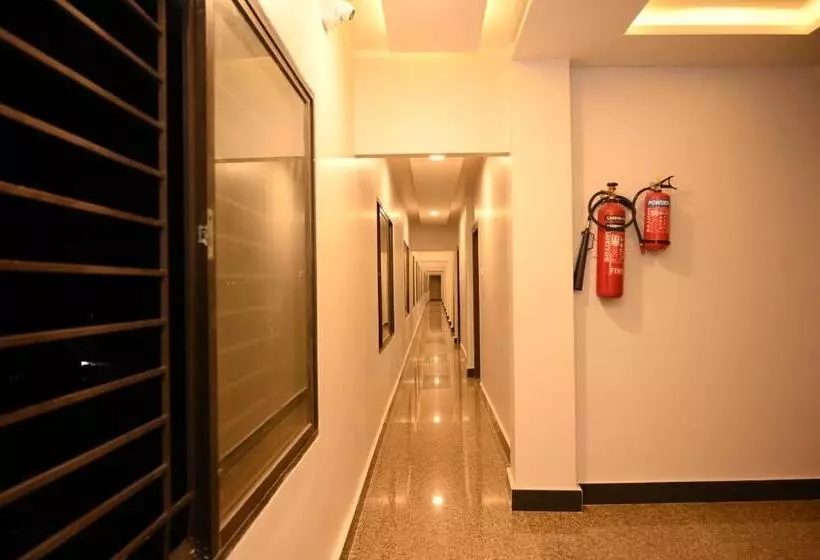 Hotelli Tripti Biswanath Chariali