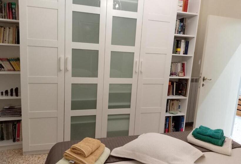 펜션 Camere Vacanza Foligno Lusitana T