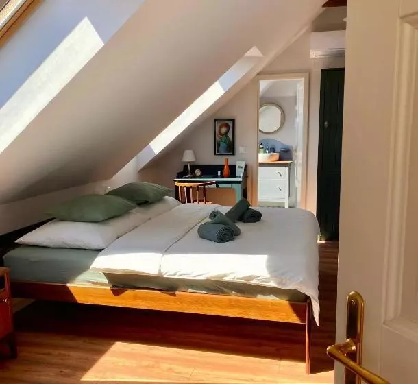 ペンション Hatablak Köveskál