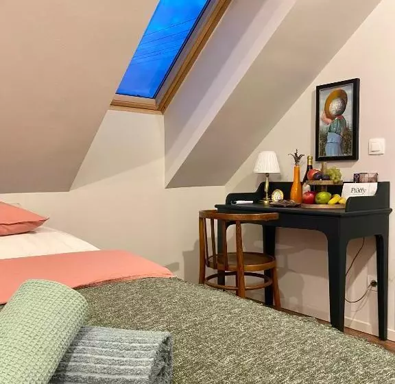 ペンション Hatablak Köveskál