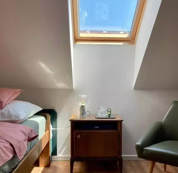 ペンション Hatablak Köveskál