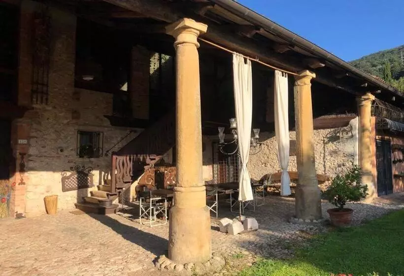 ペンション Il Casale Del Vino