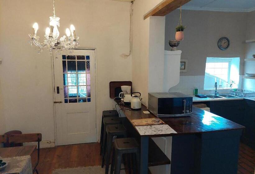 ペンション Living Waters House