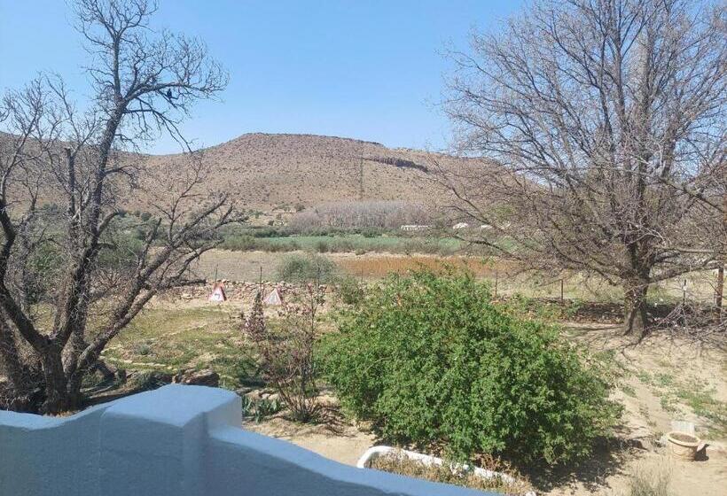 ペンション Living Waters House