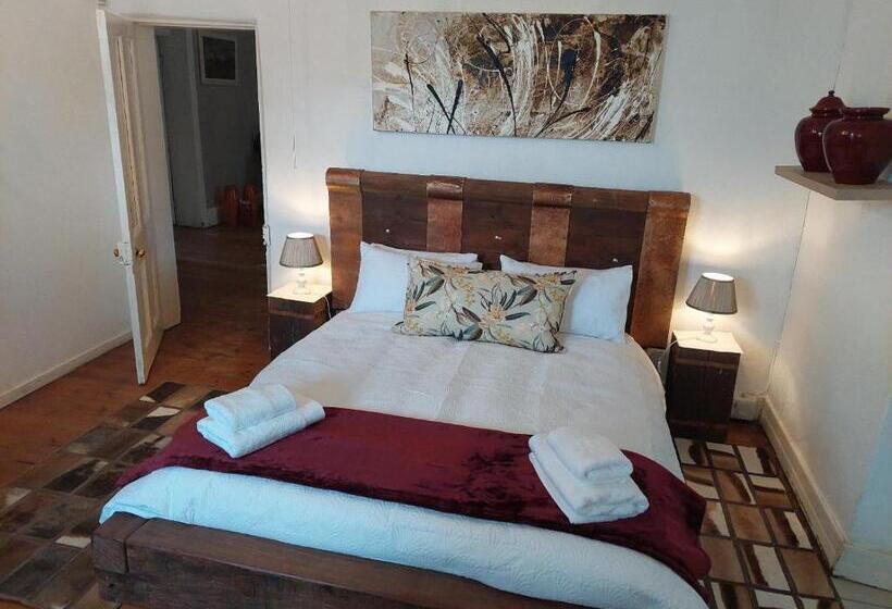 ペンション Living Waters House