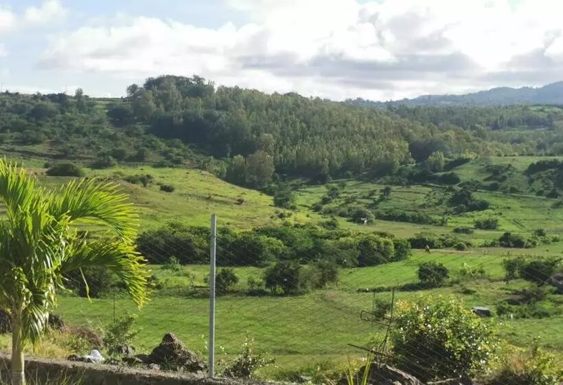 پانسیون Panoramic Paradise