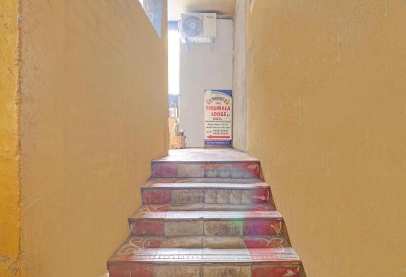 Spot On Hotel Tirumala Lodge