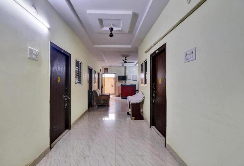 Spot On Hotel Tirumala Lodge