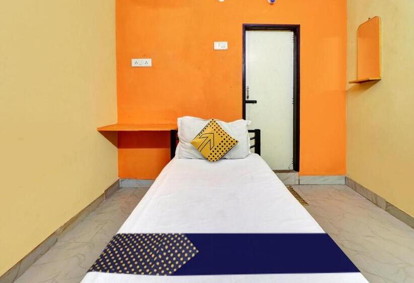 Spot On Hotel Tirumala Lodge