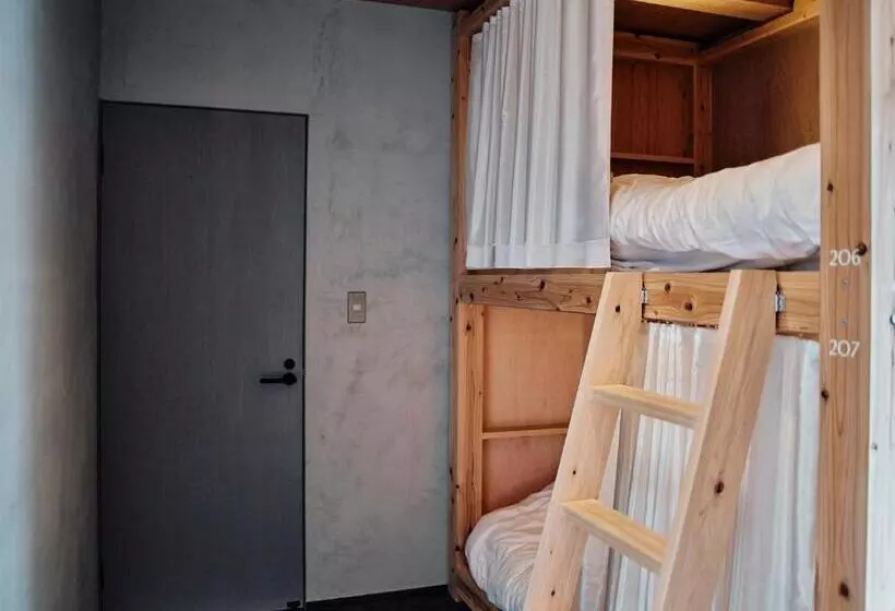 ユースホステル 小鳩屋