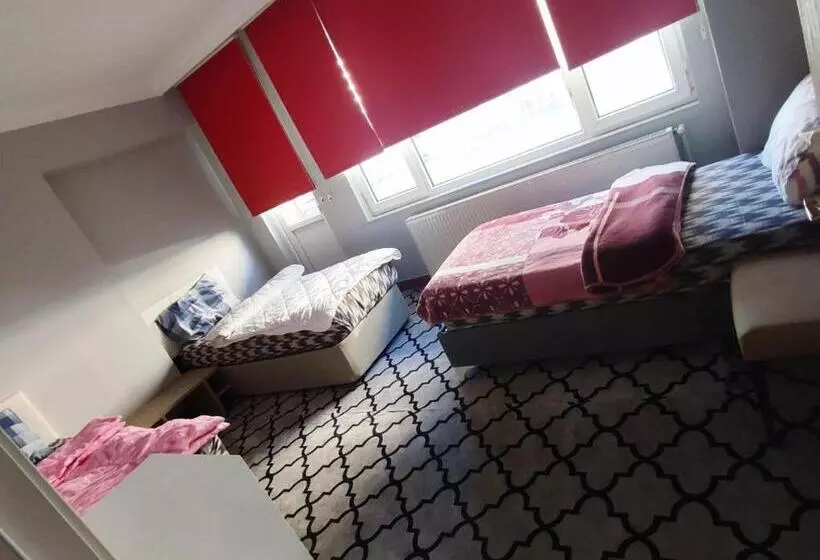 Retkeilymaja Journey S Ease