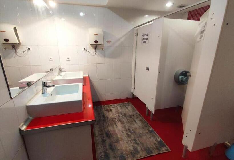 הוסטל Journey S Ease