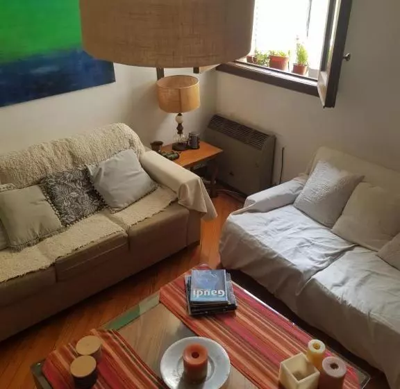 تختخواب و صبحانه Habitación En Recoleta   Solo Mujeres Only Fem