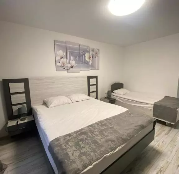 ホテル артур