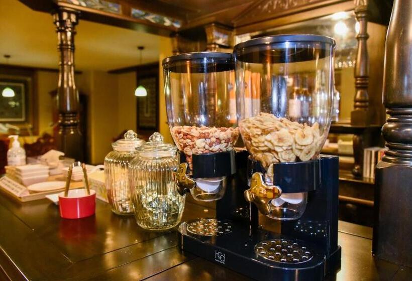 Отель Business Resort Kyuan