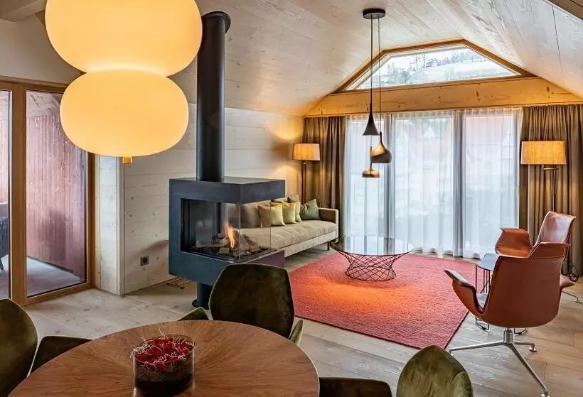 Hotelli Dorfhus Gupf