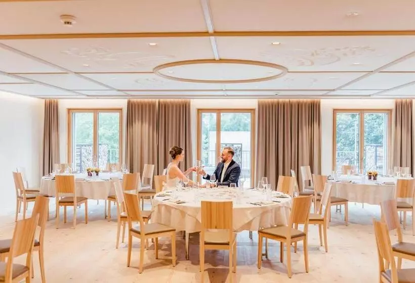 Hotelli Dorfhus Gupf