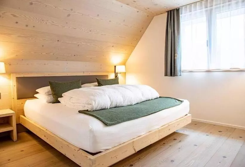 Hotelli Dorfhus Gupf