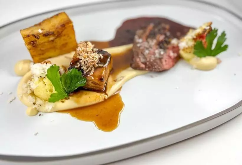 Hotelli Dorfhus Gupf