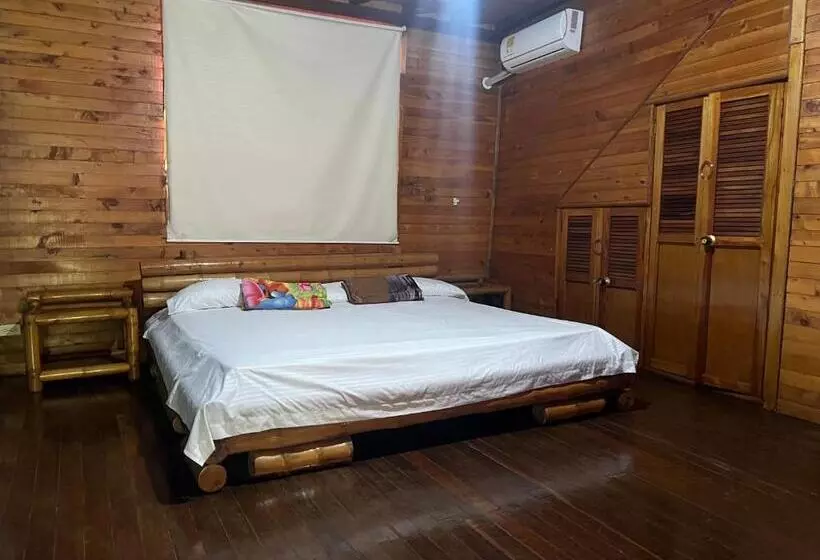 ホテル Hostal La Cabaña De Polo