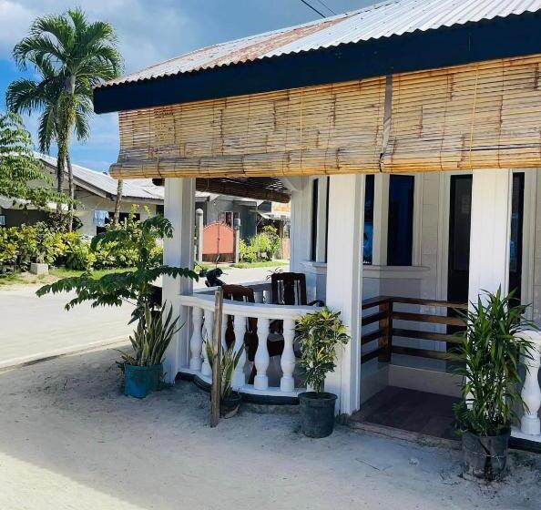 هتل Islescape Siargao