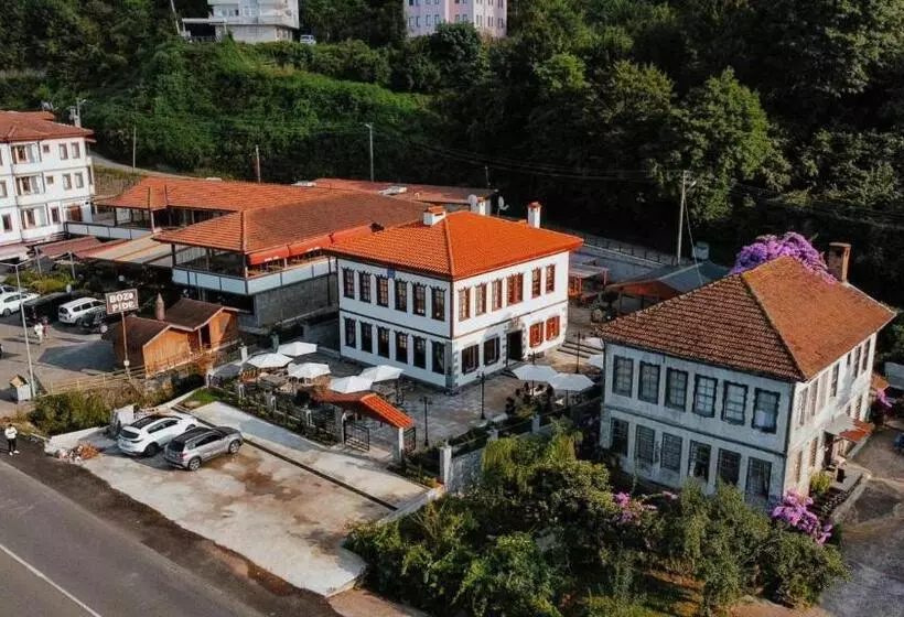 ホテル ömer çakiroğlu Konağı