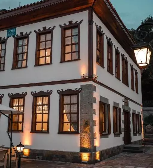 ホテル ömer çakiroğlu Konağı