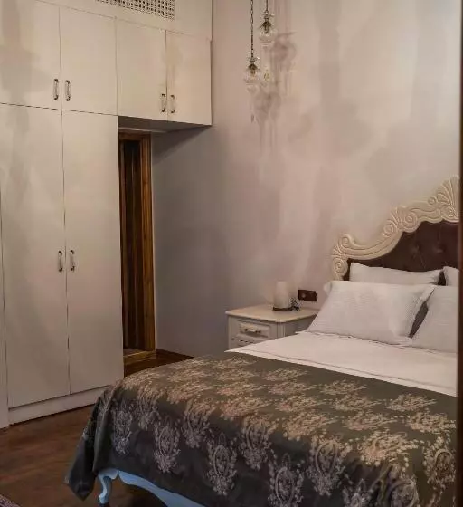 ホテル ömer çakiroğlu Konağı