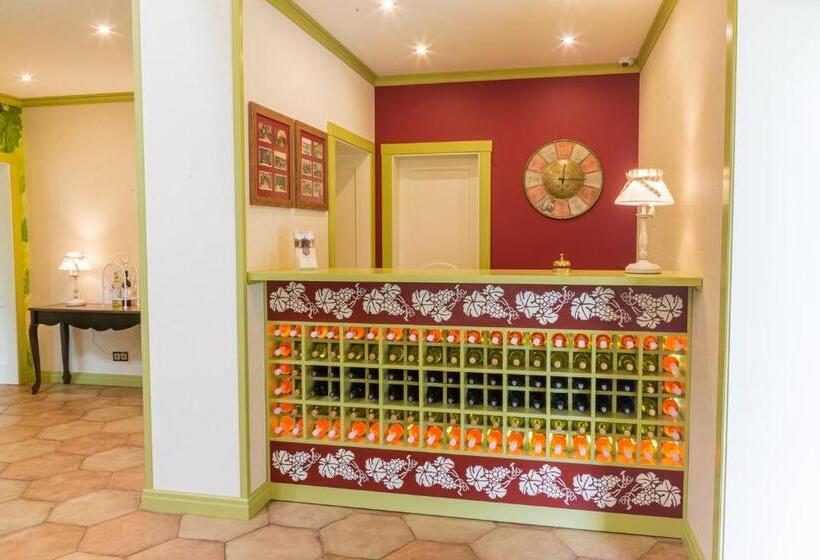 Отель Winegarden