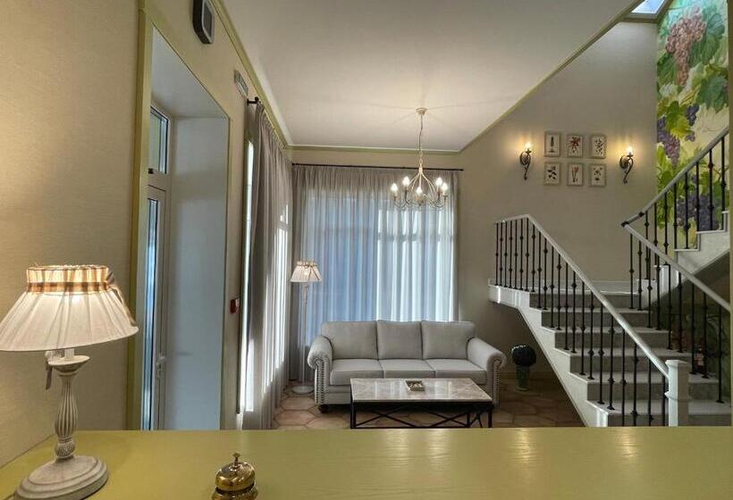 Отель Winegarden