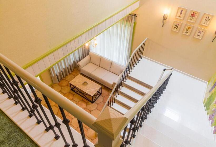 Отель Winegarden