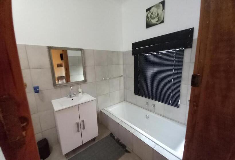 Пансион 7 On Grey Guesthouse